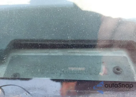 2010 Ford E-150 Commercial/Recreational z USA, uszkodzony, nr VIN 1FTNE1EW4ADA91360